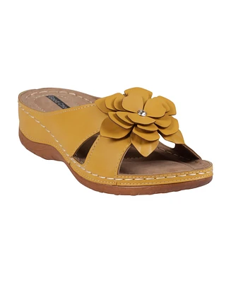 Gc Shoes Women's Joy Flower Rosette Comfort Sandals
