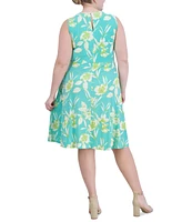 Jessica Howard Plus Twist-Front Sleeveless Jersey Dress