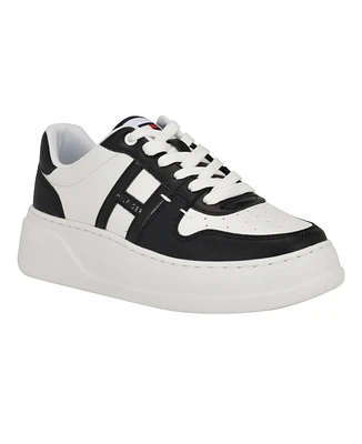 Tommy Hilfiger Women's Giahn Lace Up Fashion Sneakers