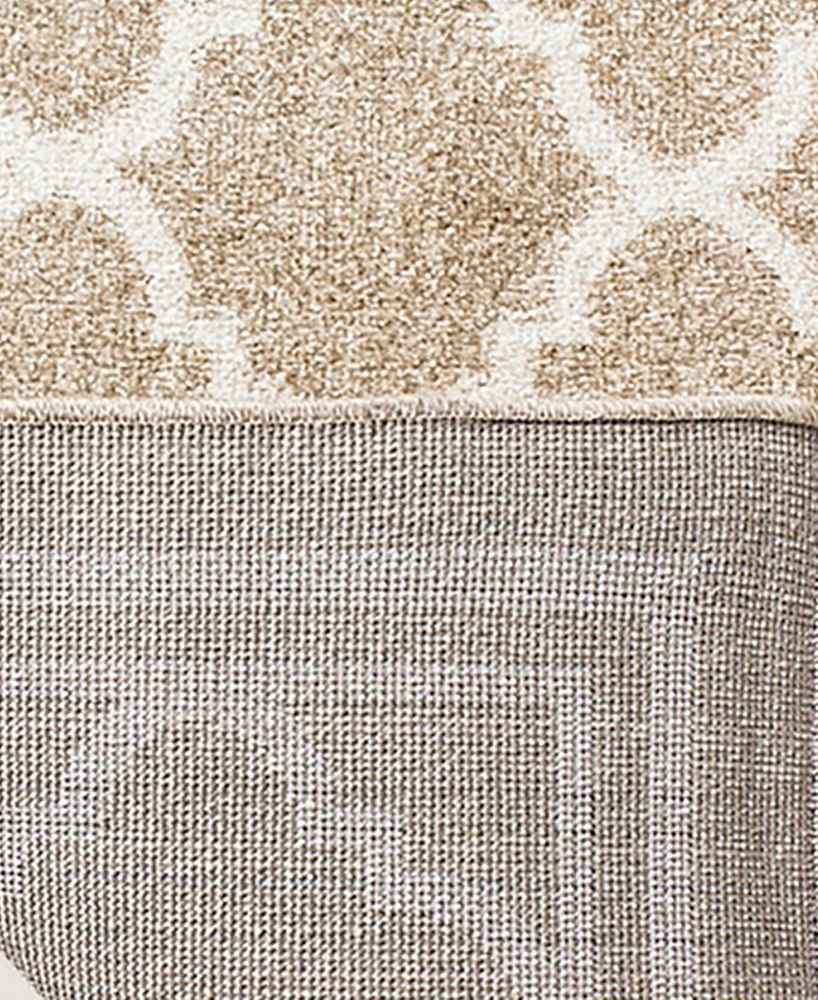 Safavieh Amherst AMT422 Wheat and Beige 4' x 6' Area Rug