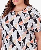 Alfred Dunner Plus Geo Stained Glass Split Neck Tee