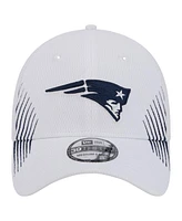 New Era Men's White England Patriots Active 39thirty Flex Hat