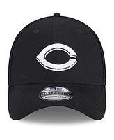 New Era Men's Cincinnati Reds Evergreen Black White Neo 39Thirty Flex Hat