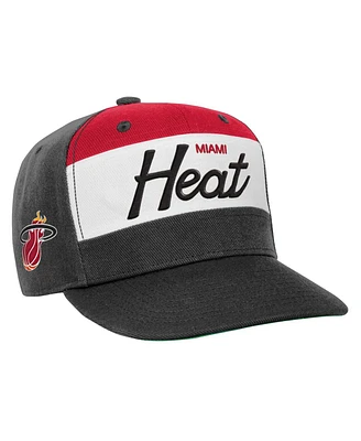 Mitchell Ness Youth White/Black Miami Heat Retro Sport Color Block Script Snapback Hat