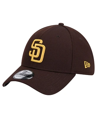 New Era Men's San Diego Padres Active Pivot 39Thirty Flex Hat