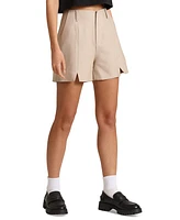 Avec Les Filles Women's Seamed Vent-Hem Shorts