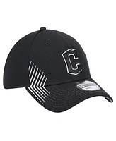 New Era Men's Black Cleveland Guardians Active Dash Mark 39THIRTY Flex Hat