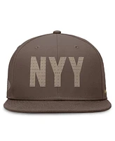 Nike Men's Brown New York Yankees Statement Ironstone Performance True Fitted Hat