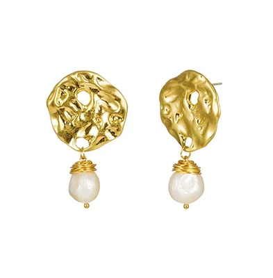 Hollywood Sensation Baroque Pearl Drop Earrings with Hammered Earrings for Women