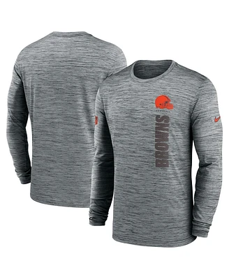 Nike Men's Cleveland Browns 2024 Sideline Velocity Performance Long Sleeve T-Shirt