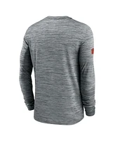 Nike Men's Cleveland Browns 2024 Sideline Velocity Performance Long Sleeve T-Shirt