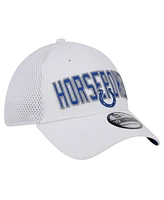 New Era Men's White Indianapolis Colts Breakers 39THIRTY Flex Hat