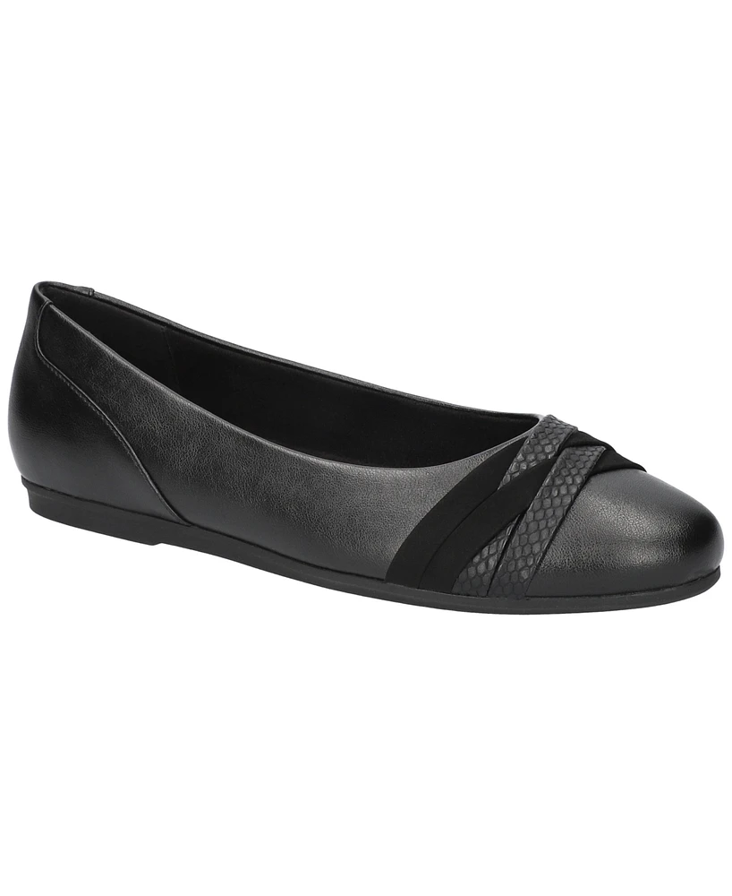 Easy Street Women's Kylie Comfort Ballet Flats