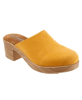 SoftWalk Felida Clog