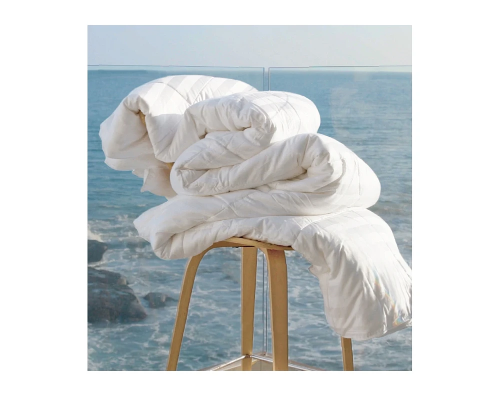 Cariloha Mid-Loft Duvet Insert | King | White | Mid Loft | Viscose Material | Soft, Comfortable & Wicks Moisture