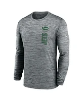 Nike Men's New York Jets 2024 Sideline Velocity Performance Long Sleeve T-Shirt