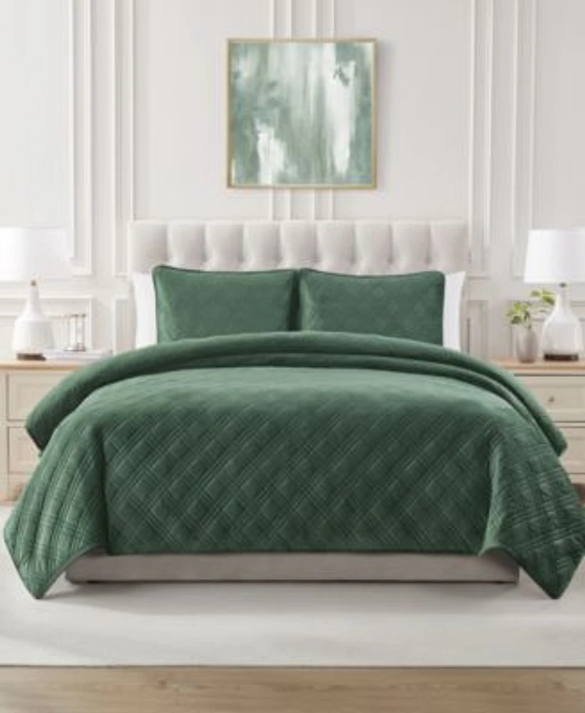 Seventh Studio Diamond Embossed Quilt Sets