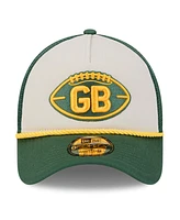 New Era Men's Stone/Green Green Bay Packers 2024 Sideline Historic 9FORTY A-Frame Trucker Adjustable Hat