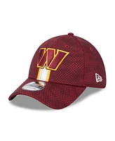 New Era Men's Burgundy Washington Commanders 2024 Sideline 39THIRTY Flex Hat