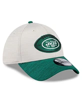 New Era Men's Stone/Green York Jets 2024 Sideline Historic 39THIRTY Flex Hat