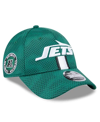 New Era Men's Green New York Jets 2024 Sideline 9FORTY Stretch-Snap Hat