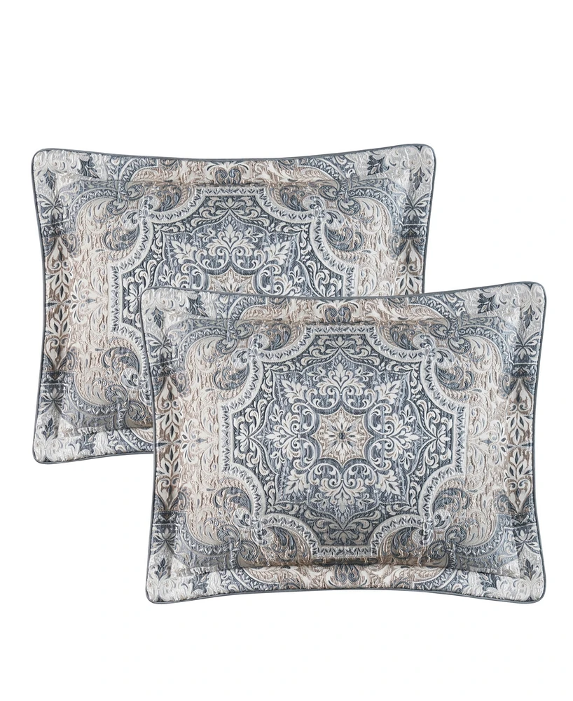 J Queen New York Legend 4-Pc. Comforter Set