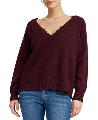 En Saison Women's V-Neck Long-Sleeve Sweater