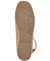 Kenneth Cole Reaction Women's Elizabeth Ballet Flats
