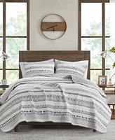 Madison Park Fraser Reversible Printed Microfiber Seersucker 3-Pc. Quilt Set