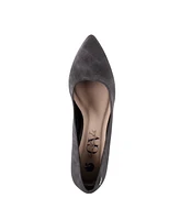 Gloria Vanderbilt Women's Greer Slip On Pumps