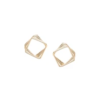 Sohi Women's Wired Drop Earrings