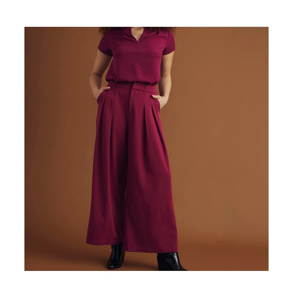 Universal Standard Plus Better-Than-Silk V-Neck Top