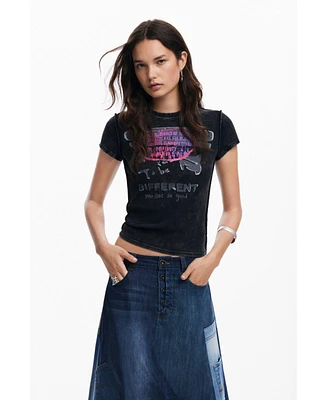 Desigual Women's Short-sleeve T-shirt with letters