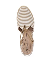 LifeStride Women's Kennedy Closed Almond Toe Wedge Espadrilles