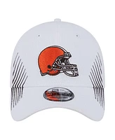 New Era Men's White Cleveland Browns Active 39THIRTY Flex Hat