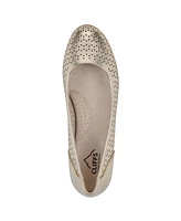 Cliffs by White Mountain Women's Cindy Round Toe Ballet Flats