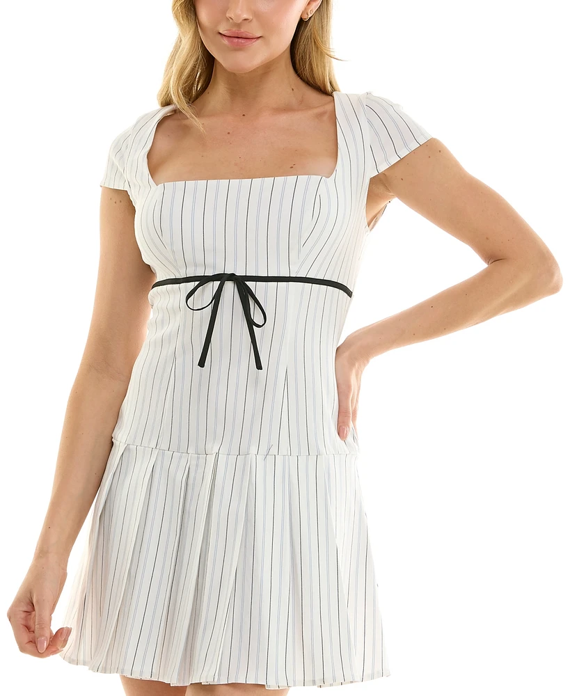 B Darlin Juniors' Striped Pleated Mini Dress