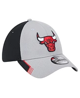 New Era Men's Gray/Black Chicago Bulls Active Trim 39THIRTY Flex Hat