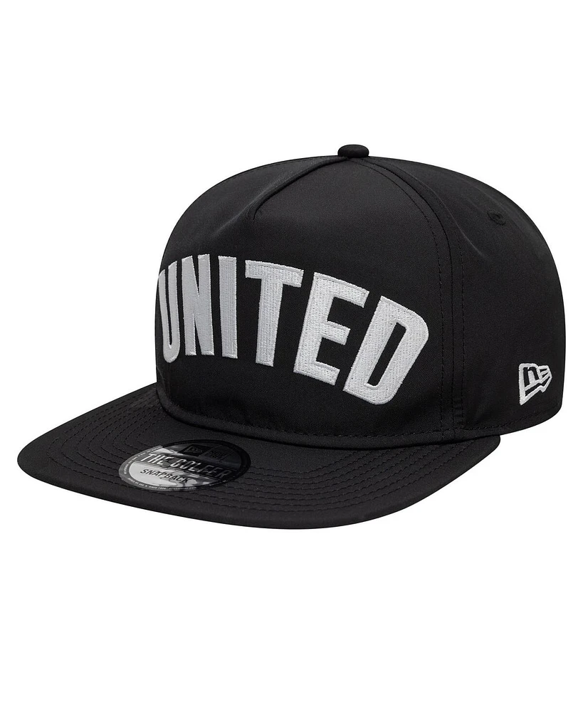 New Era Men's Black Manchester United Oversized Golfer Snapback Hat