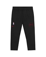 Nike Toddler Black Chicago Bulls Practice Club Pullover Hoodie and Sweatpants Set