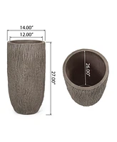 Natural Accents for Your Outdoor Oasis