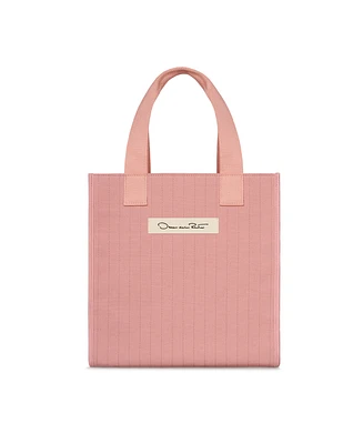 Free Oscar de la Renta Tote with $109 purchase from the Oscar de la Renta fragrance collection