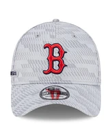 New Era Men's Gray Boston Red Sox 2025 Mlb Clubhouse 39THIRTY Flex Hat