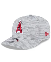 New Era Men's Gray Los Angeles Angels 2025 Mlb Clubhouse 9SEVENTY Stretch-Snap Hat