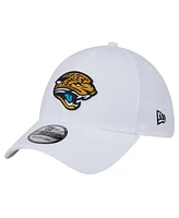 New Era Men's White Jacksonville Jaguars Throwback 39THIRTY Flex Hat