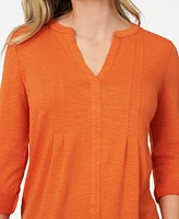 Cable & Gauge Women's Pintuck Pleat Henley Top