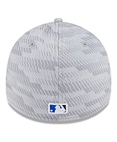 New Era Men's Gray Toronto Blue Jays 2025 Mlb Clubhouse 39THIRTY Flex Hat