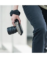 Sony Fe 16-25mm F2.8 G - Compact, Lightweight Wide Zoom Lens