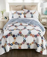 Donna Sharp Prairie Traditional Quilt Sets