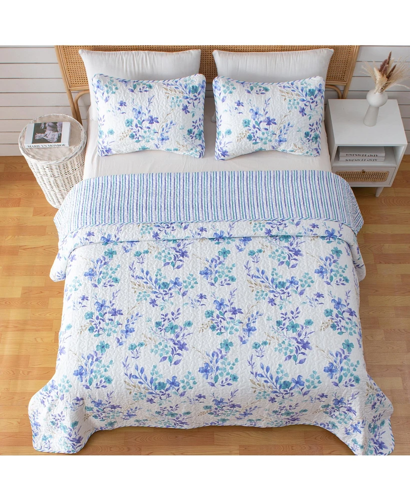 Linery & Co. Blue Floral Microfiber Quilt Set With Shams